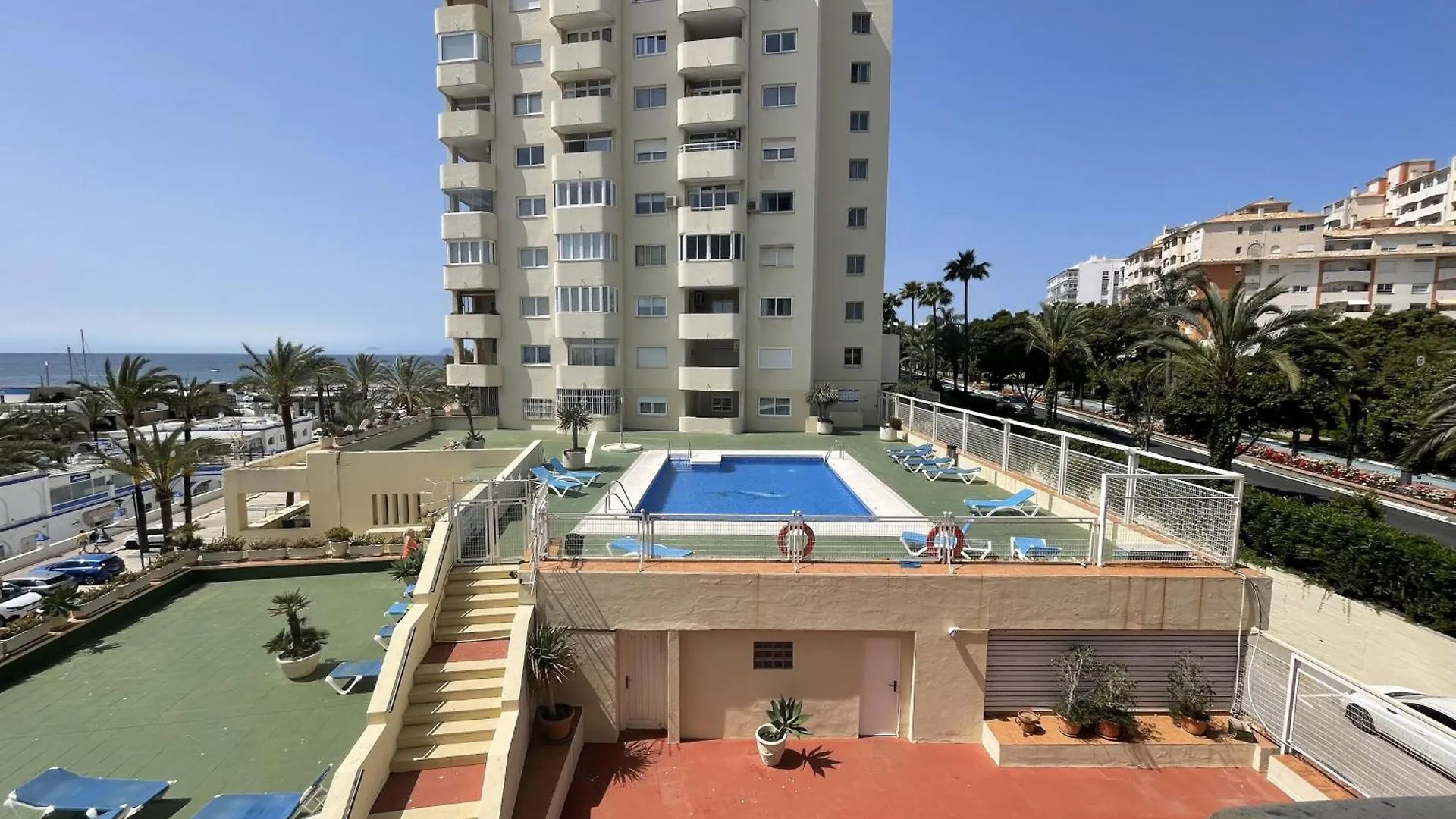Intermobiliaria Rentals - Puerto Paraiso 42D Estepona Apartamento